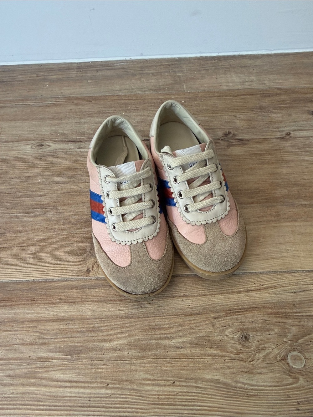 Gucci Kids Pink Beige Sneakers with Blue and Red Stripes 26